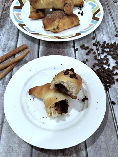 Chocolate Cinnamon/Sugar Stuffed Crescent Rolls