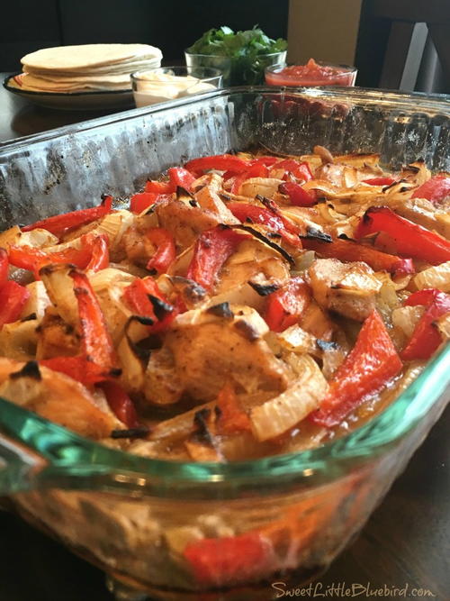 Easy Oven-Baked Chicken Fajitas Easy Oven-Baked Chicken Fajitas