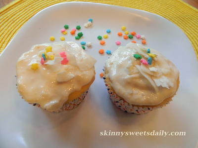 Tropical Pineapple Coconut Cupcakes Easy Recipe!