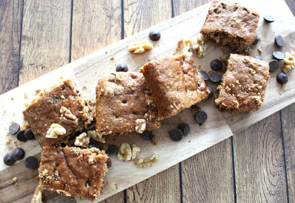 Chocolate Chip Walnut Snack Cake Chocolate Chip Walnut Snack Cake