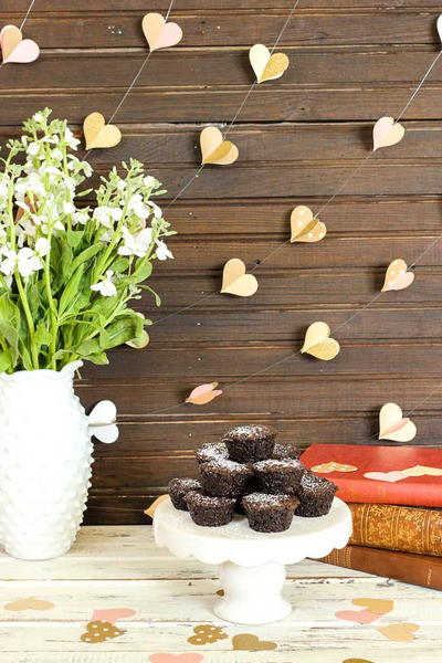 Paper Hearts Wedding Photo Backdrop