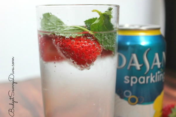 Strawberry Mint and Lemon Sparkling Water Recipe Strawberry Mint and Lemon Sparkling Water Recipe