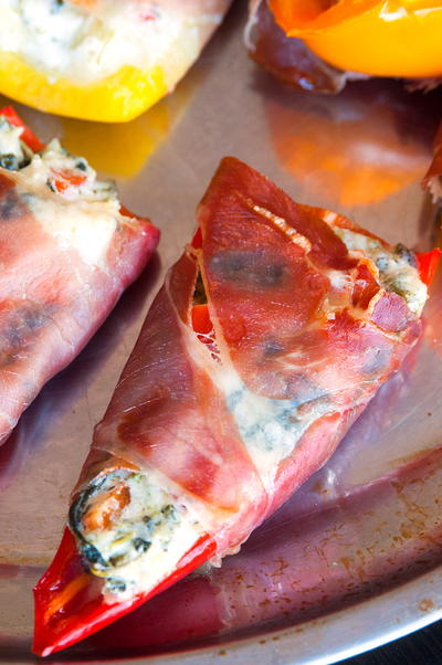 Spinach Artichoke Stuffed Peppers Spinach Artichoke Stuffed Peppers