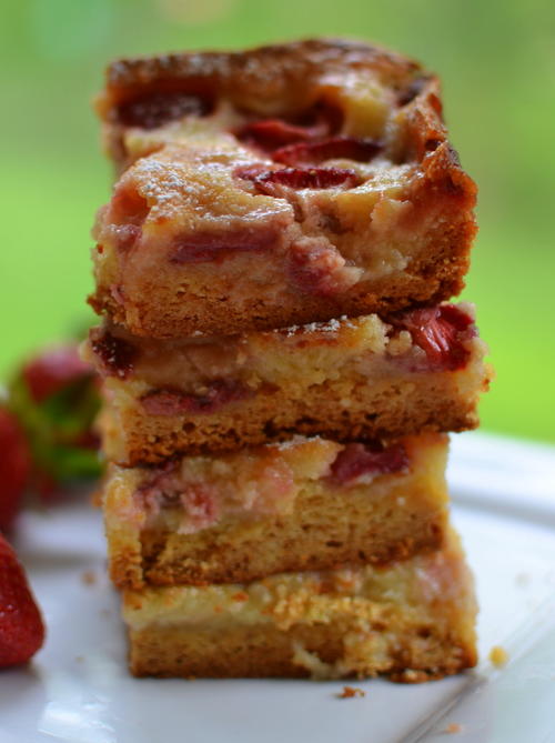 Strawberry Gooey Butter Strawberry Gooey Butter