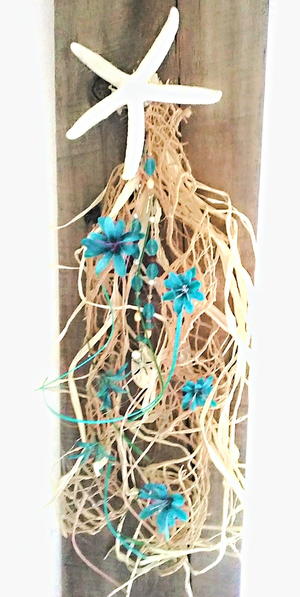 Beachy Reclaimed Wood Decor Reclaimed wood beach decor