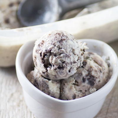 Cookies and Cream Ice Cream