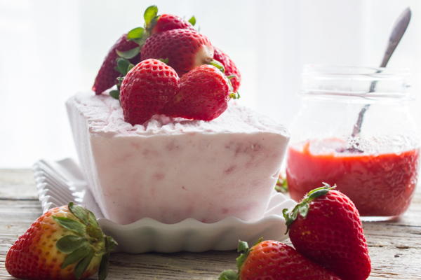 Creamy Strawberry Semifreddo Creamy Strawberry Semifreddo
