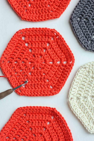 Basic Hexagon Crochet Pattern Basic Hexagon Crochet Pattern