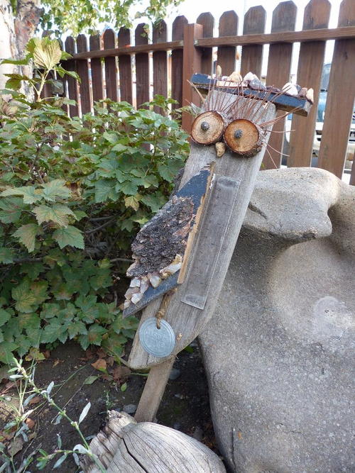 Scrap DIY Garden Stakes Scrap DIY Garden Stakes