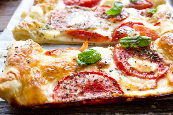 Easy Italian Fresh Tomato Cheese Pie Easy Italian Fresh Tomato Cheese Pie