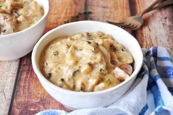 5-Ingredient Slow Cooker Sausage and Potatoes 5-Ingredient Slow Cooker Sausage and Potatoes