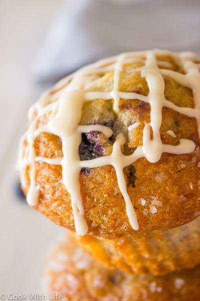 Blueberry Muffins With Lavender Icing Blueberry Muffins With Lavender Icing