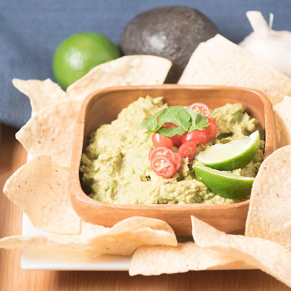 Simple Spicy Guacamole Simple Spicy Guacamole