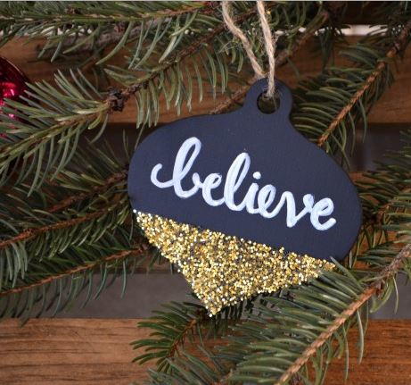 Glitter-Tipped Chalkboard Ornament Glitter-Tipped Chalkboard Ornament