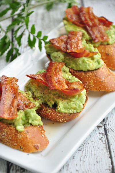 Avocado Toast with Bacon and Maple Syrup Avocado Toast with Bacon and Maple Syrup
