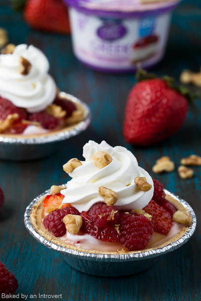 Mini Berry Cheesecake Pies Mini Berry Cheesecake Pies