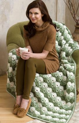 Shells in the Meadow Throw Shells in the Meadow Throw