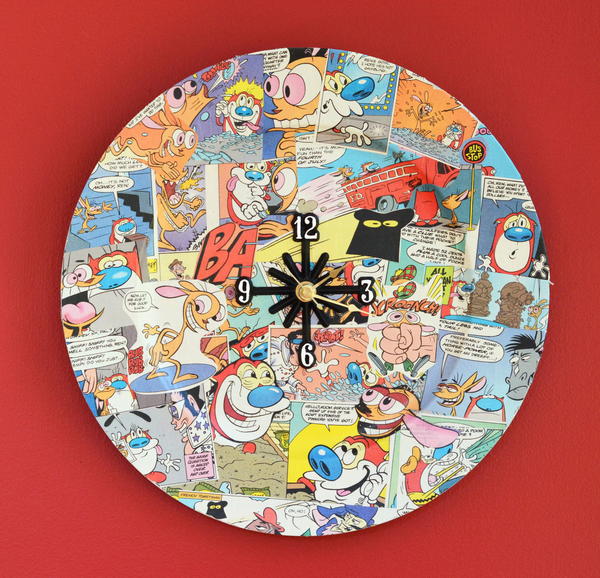 Comic Book Charger Plate DIY Clock Comic Book Charger Plate DIY Clock