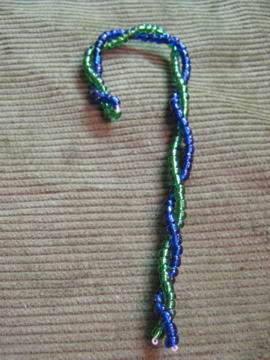 Easy Beaded Candy Cane Ornament Easy Beaded Candy Cane Ornament