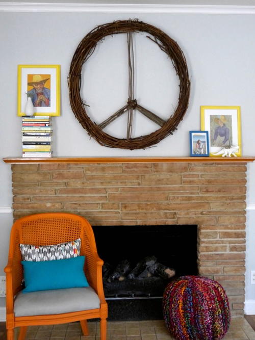 Knock-Off Peace Christmas Wreath Knock-Off Peace Christmas Wreath