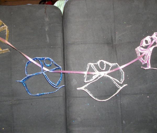 Toilet Roll Glitter Angel Garland Toilet Roll Glitter Angel Garland