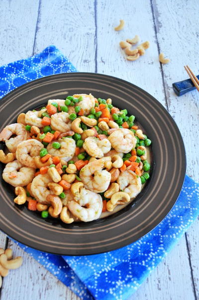 Stir-fried Shrimp with Cashew Nuts Stir-fried Shrimp with Cashew Nuts