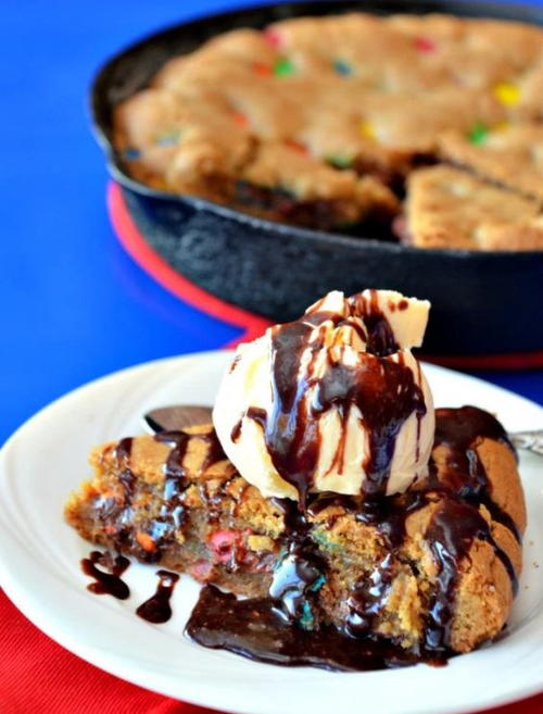 Jumbo Skillet Cookie Jumbo Skillet Cookie