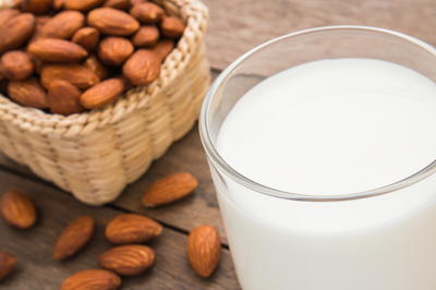 Nuts About Almonds 4 Almond Uses