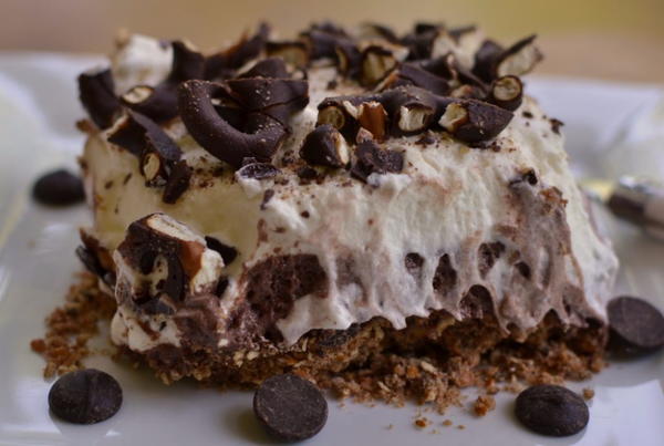 Chocolate Pretzel Lush Cake Chocolate Pretzel Lush Cake