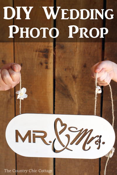 DIY Wedding Photo Prop DIY Wedding Photo Prop