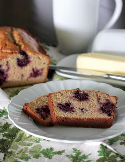 Blackberry Brown Sugar Quick Bread