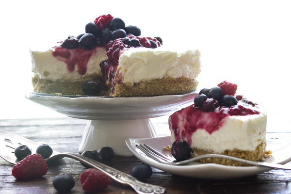 No Bake Mixed Summer Berry Cheesecake No Bake Mixed Summer Berry Cheesecake