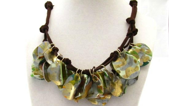 Upcycled Gift Card DIY Necklace Upcycled Gift Card DIY Necklace