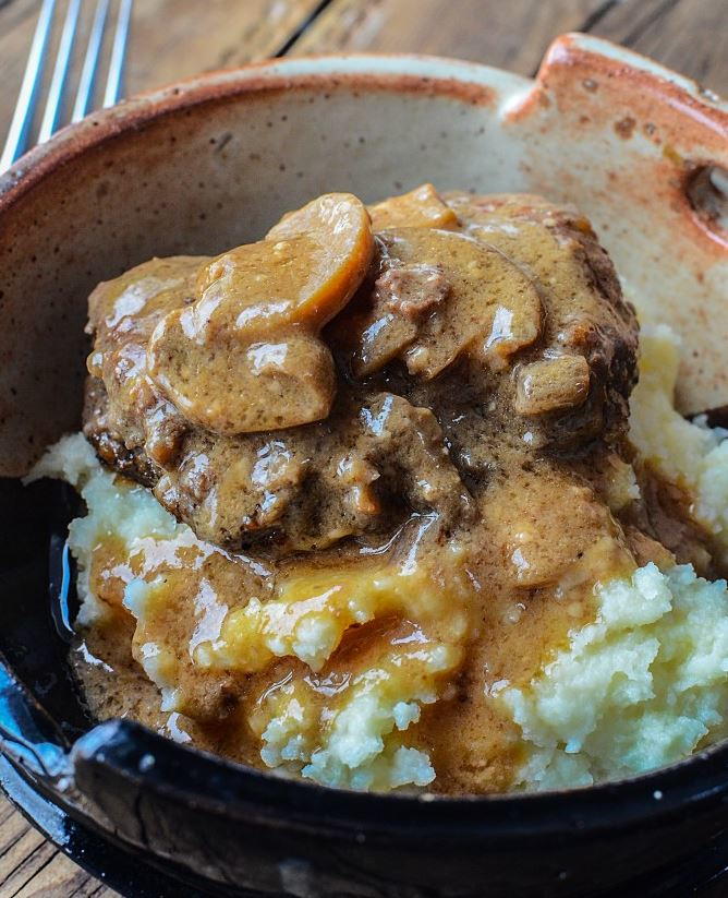 Slow Cooker Salisbury Steak Recipe 