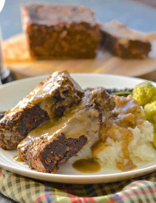 Vegan Meatloaf with Gravy