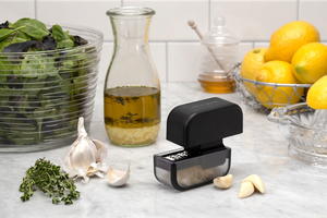 Microplane Must-Have 2-in-1 Garlic Slicer Giveaway