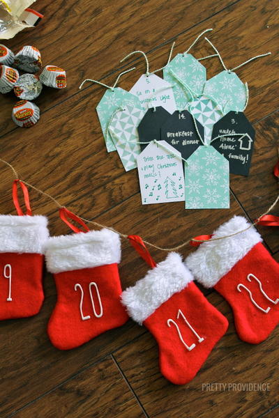 Jolly DIY Advent Calendar Jolly DIY Advent Calendar