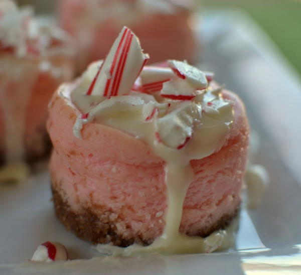 Mini Peppermint Cheesecakes Mini Peppermint Cheesecakes