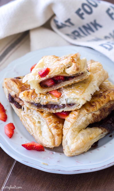 Strawberry Nutella Turnovers Strawberry Nutella Turnovers
