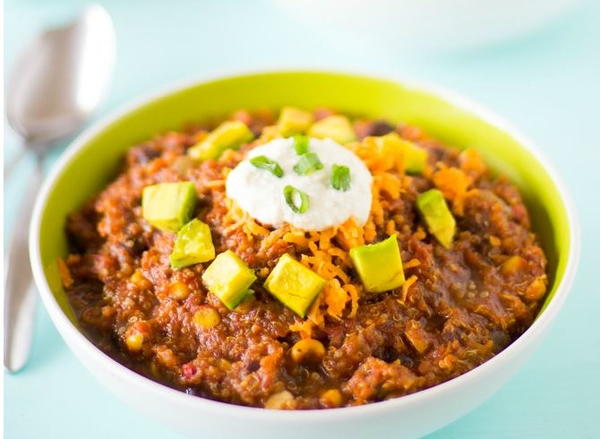 Vegetarian Slow Cooker Quinoa and Black Bean Chili Vegetarian Slow Cooker Quinoa and Black Bean Chili