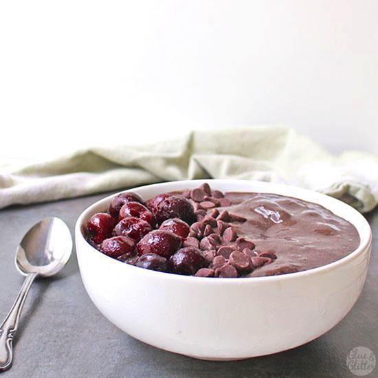 Chocolate Covered Cherry Smoothie Bowl