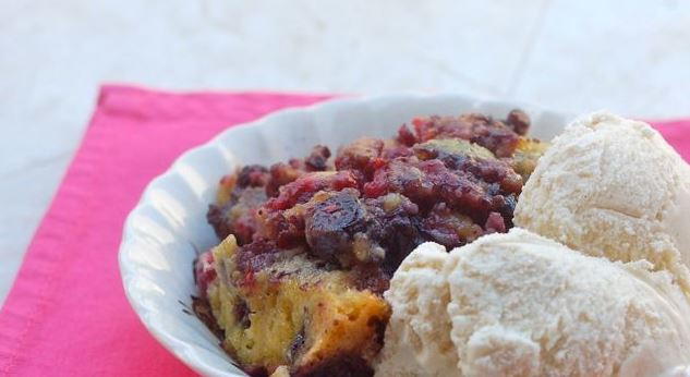 Low Fat Slow Cooker Berry Cobbler Low Fat Slow Cooker Berry Cobbler