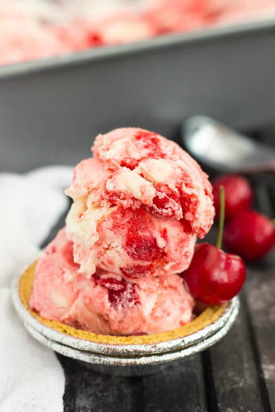 No-Churn Cherry Cheesecake Ice Cream