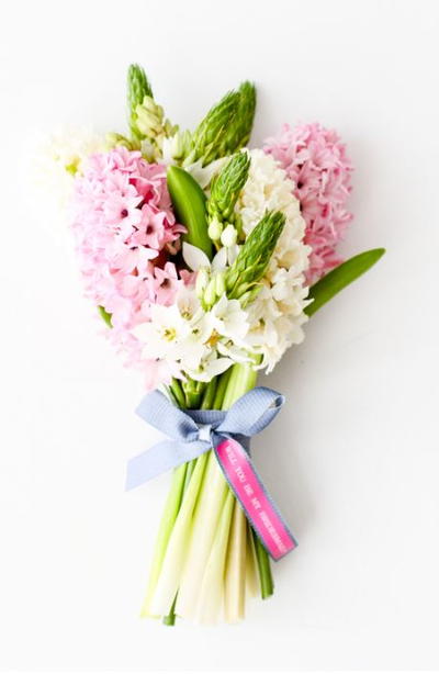 The 10 Dollar DIY Bouquet The 10 Dollar DIY Bouquet