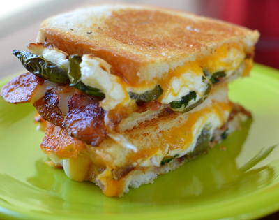 Jalapeno Popper Grilled Cheese