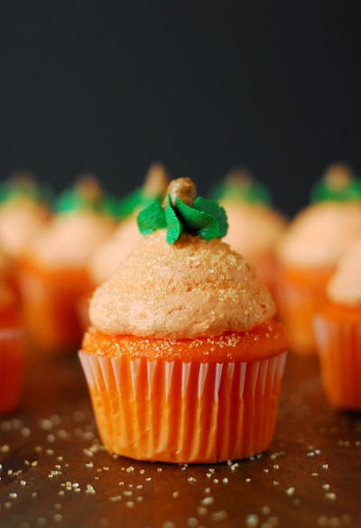 Pumpkin Cupcakes with Buttercream Frosting