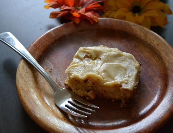 Frosted Butterscotch Apple Blondies Frosted Butterscotch Apple Blondies