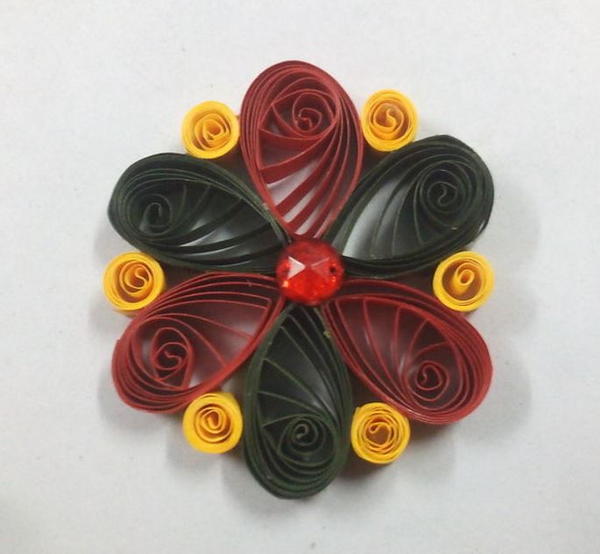 Simple Quilled Flower Embellishment Simple Quilled Flower Embellishment