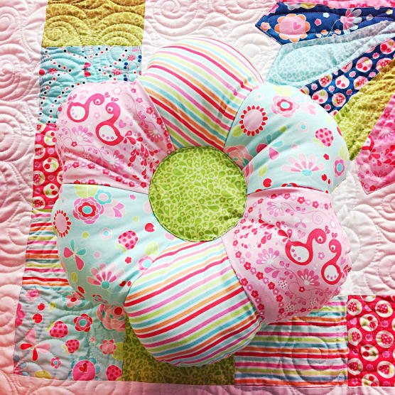 Flower Shaped Pillow Flower Shaped Pillow