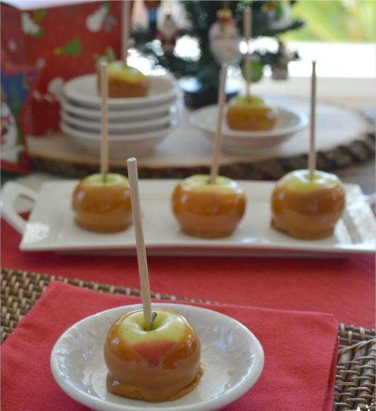 Homemade Caramel Apples for Christmas Homemade Caramel Apples for Christmas
